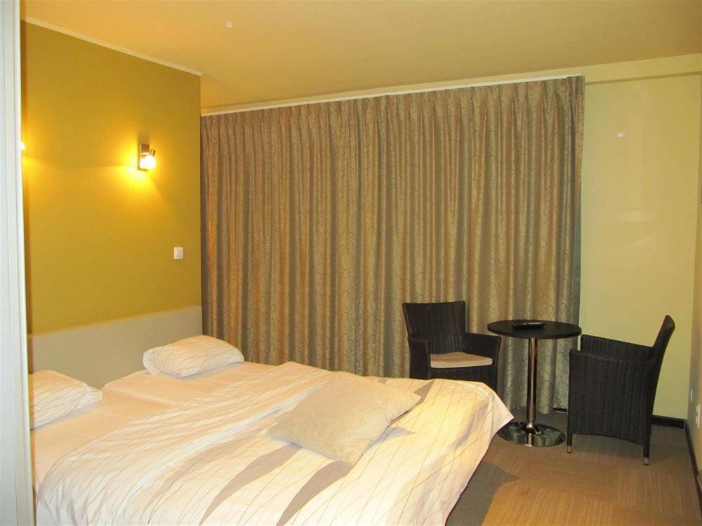 P6 Antwerp Hotel Luaran gambar