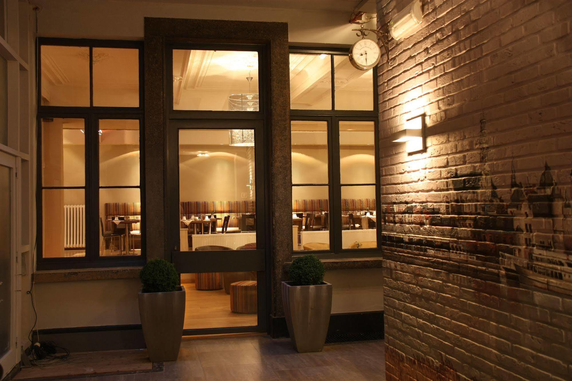 P6 Antwerp Hotel Luaran gambar